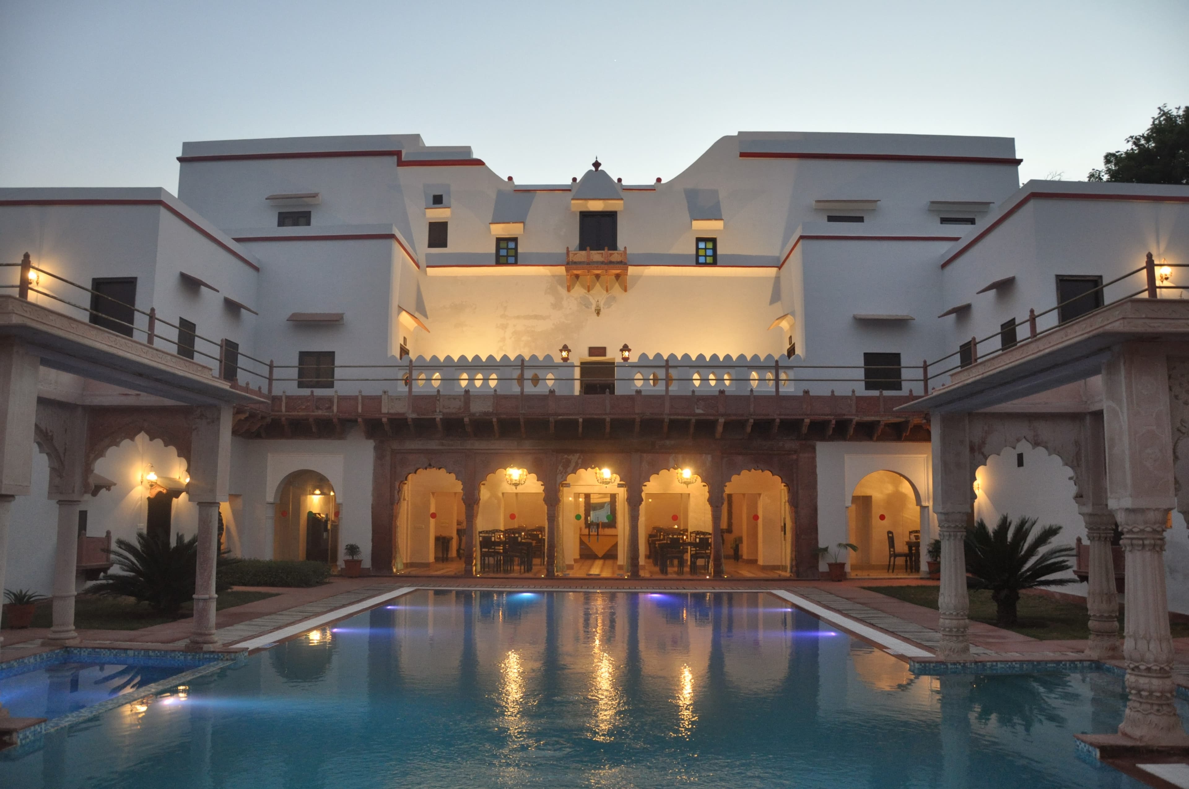 experience history and luxury: hotels near bharatpur bird sanctuary to stay